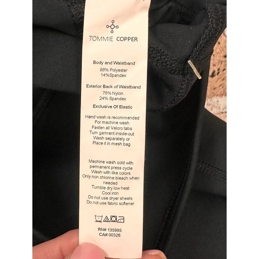 Tommie Copper Women Adj 2Pockets Capris 19" Black Compression Leggings - Picture 10 of 16